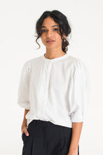 Load image into Gallery viewer, Bell sleeves blouse | white