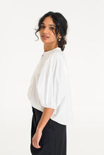 Load image into Gallery viewer, Bell sleeves blouse | white