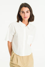 Load image into Gallery viewer, Kiko crop shirt | White