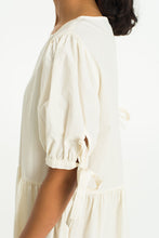 Load image into Gallery viewer, Tie sleeves dress | Creme