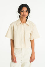 Load image into Gallery viewer, Kiko crop shirt | Beige