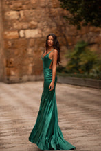 Load image into Gallery viewer, Emerald Gown