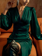 Load image into Gallery viewer, Emerald Dress