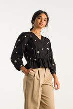 Load image into Gallery viewer, Daisy embroidered peplum
