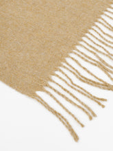 Load image into Gallery viewer, Warm scarf | Camel
