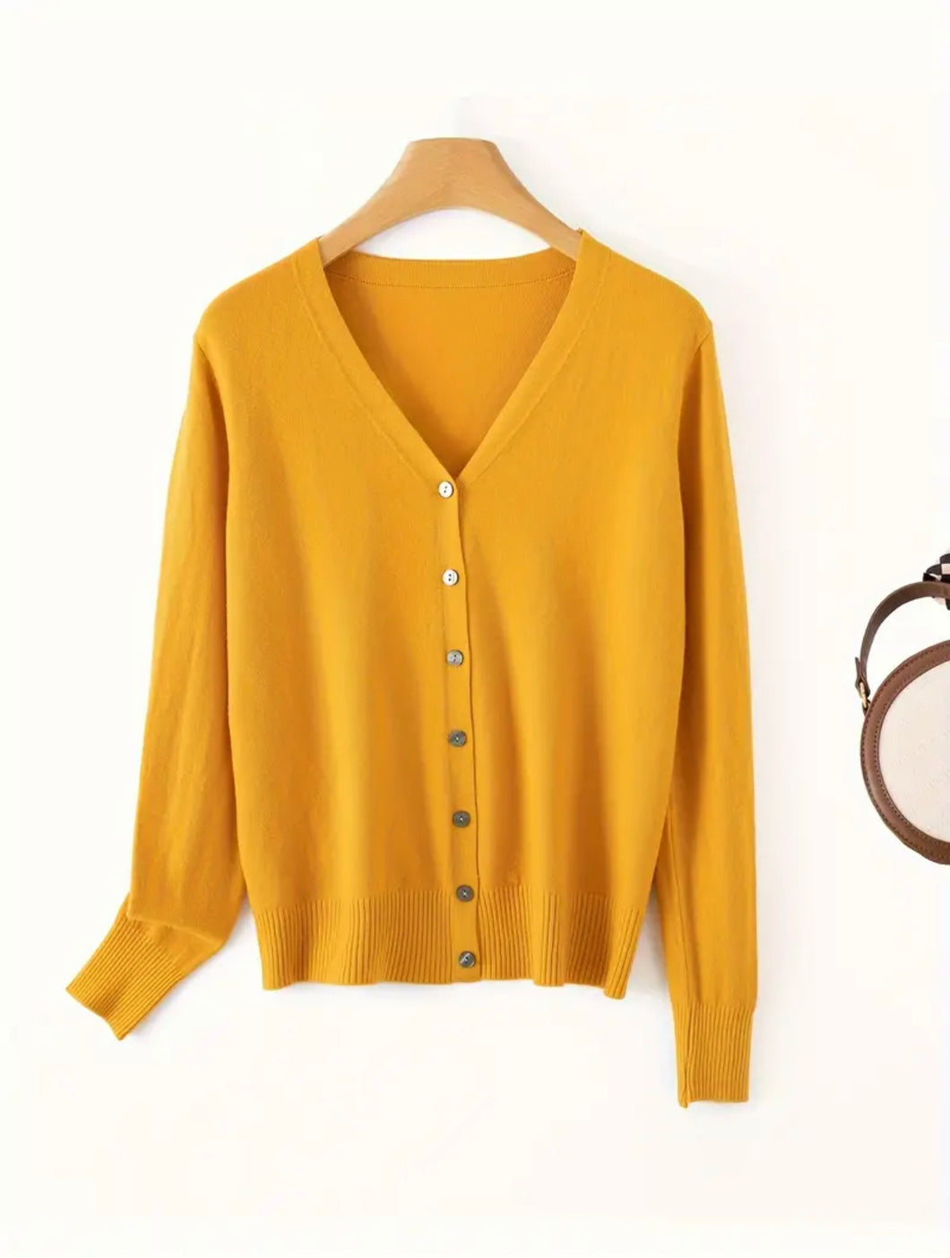 Soft knitted cardigan | Yellow