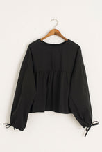 Load image into Gallery viewer, Tie sleeves blouse | Black
