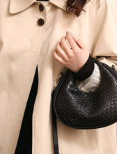 Load image into Gallery viewer, European style hand bag | Black
