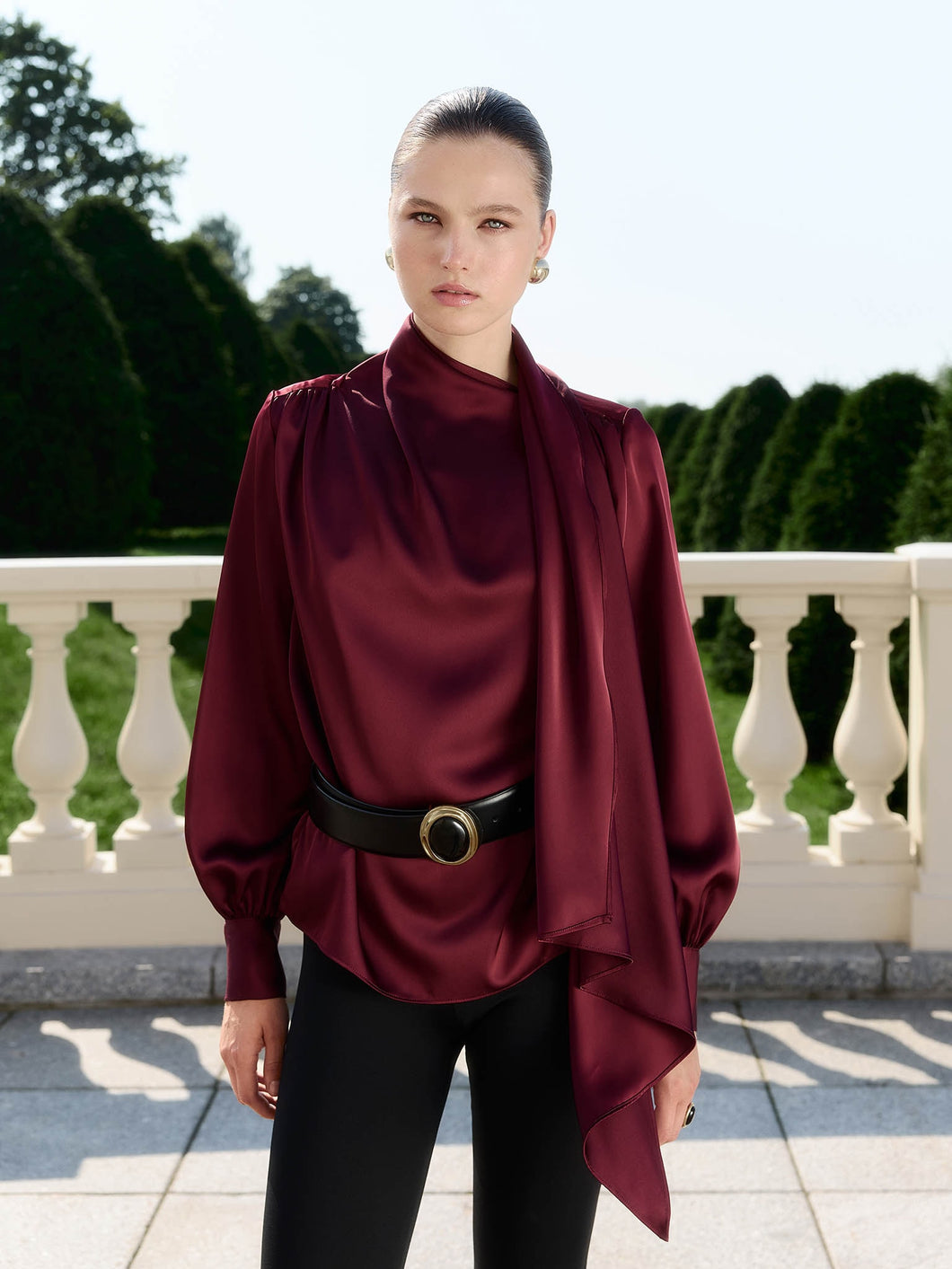 Blouse with decorative scarf | Burgundy