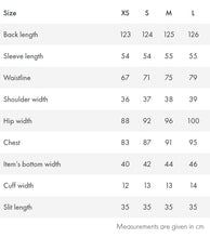 Load image into Gallery viewer, Midi dress with contrasting collar
