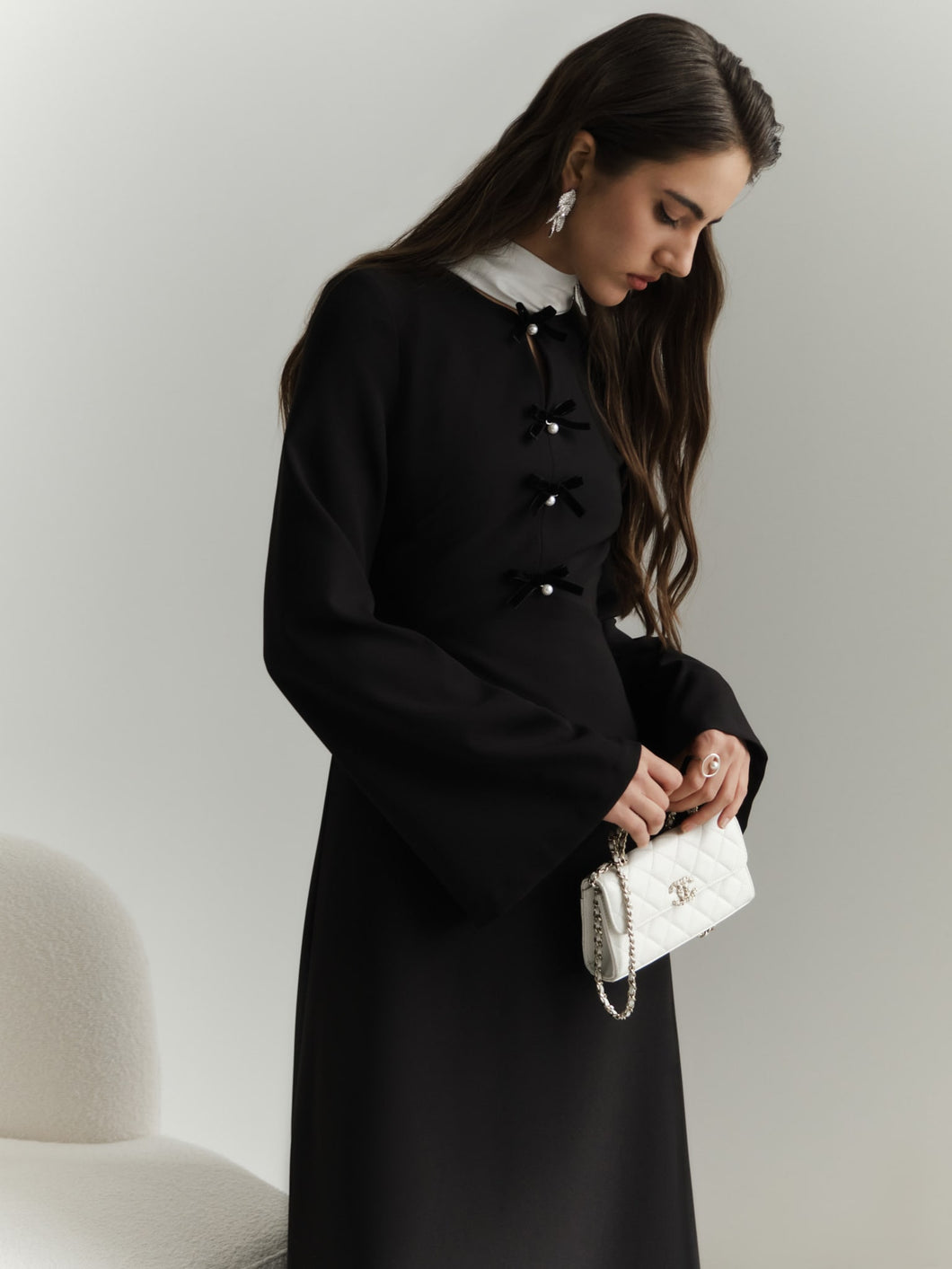 Midi dress with pearls
