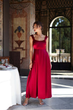Load image into Gallery viewer, Cezane dress | Red
