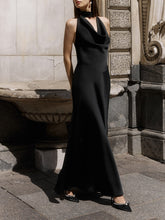 Load image into Gallery viewer, Pearl maxi dress | Black
