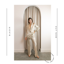 Load image into Gallery viewer, Silk Blazer Set
