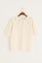 Load image into Gallery viewer, Wild daisy embroidered shirt | Creme
