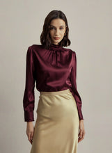 Load image into Gallery viewer, Frilled Collar
