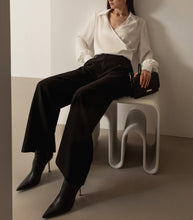 Load image into Gallery viewer, Wrap effect blouse
