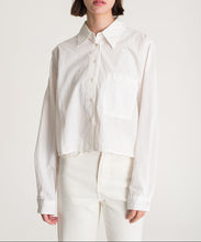 Load image into Gallery viewer, Large pocket shirt | White
