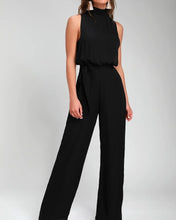 Load image into Gallery viewer, Sweetheart outfit
