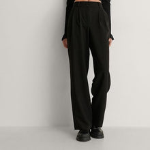 Load image into Gallery viewer, Wide waist pleat trouser
