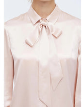 Load image into Gallery viewer, Separate neck collared
