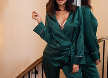 Load image into Gallery viewer, Holiday Robe Set
