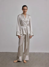 Load image into Gallery viewer, Shawl Trimmed Robe Set

